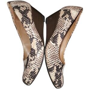 Clark's Soft Cushion Reptile Snake Wedge Heels Size 6